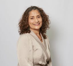 Headshot of Nancy Ross Rivera Licensed Clinical Social Worker