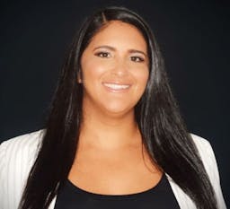 Headshot of Analilia Jimenez Licensed Clinical Social Worker