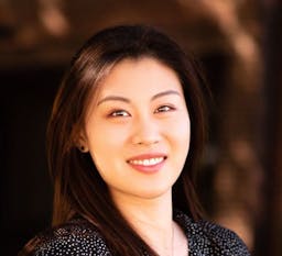 Headshot of Jacqueline Liu LPC