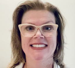 Headshot of Kimberly Ret Psychiatric-Mental Health Nurse Practitioner
