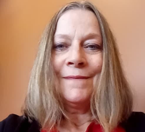 Headshot of Linda Gates Licensed Professional Counselor