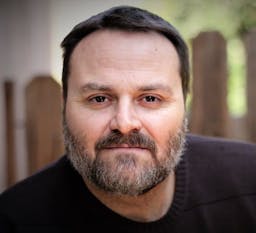 Headshot of Joe Collins Licensed Marriage and Family Therapist