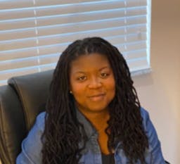 Headshot of Shantreirra Monroe Licensed Clinical Social Worker