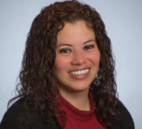 Headshot of Linda Sierra Licensed Professional Counselor