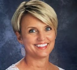 Headshot of Kelly Meaders Licensed Professional Counselor