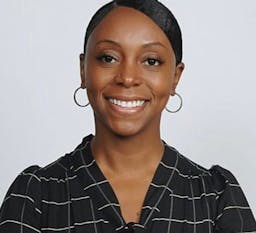 Headshot of Tynashkee Chapman-Colbert Licensed Clinical Social Worker