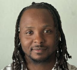 Headshot of Shaquil Jones Licensed Marriage and Family Therapist