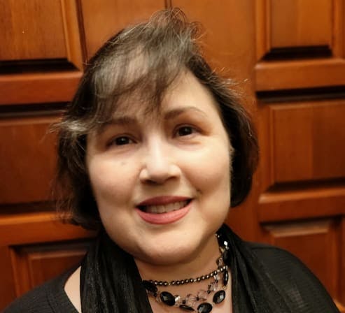 Headshot of Monica Rivera-Pina Licensed Professional Counselor