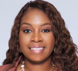 Headshot of Shonda Lowe Licensed Clinical Social Worker