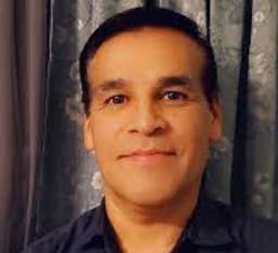 Headshot of Amando Gonzalez Licensed Professional Counselor