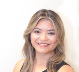 Headshot of Christina Pizarro Licensed Clinical Social Worker
