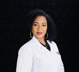 Headshot of Nnenna Ekejiuba Psychiatric-Mental Health Nurse Practitioner