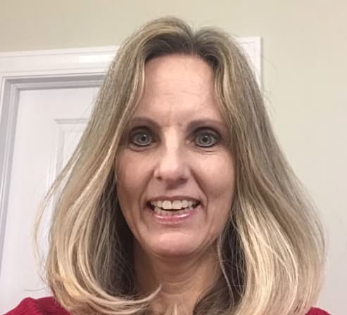 Headshot of Julie Faflik Licensed Professional Counselor