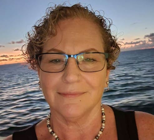 Headshot of Susan Singer Licensed Mental Health Counselor