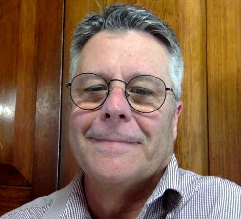 Headshot of Dennis Crandell Licensed Clinical Social Worker