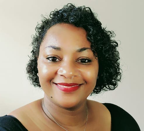 Headshot of Iesha Lewis Licensed Marriage and Family Therapist
