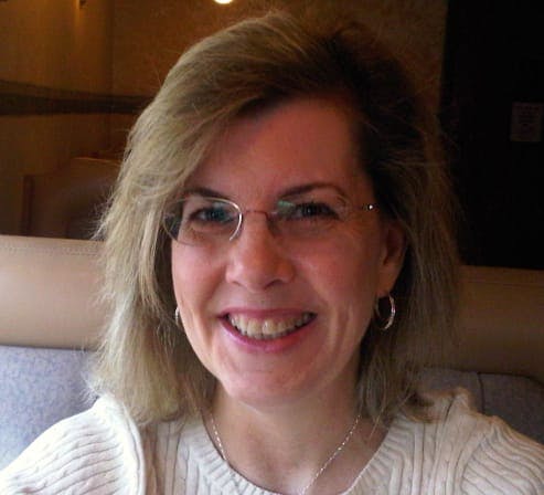 Headshot of Karen Fahey Licensed Clinical Social Worker