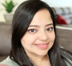 Headshot of Aisha Ishtiaq Licensed Marriage and Family Therapist