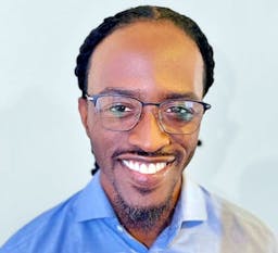 Headshot of Efrem Bryant Licensed Clinical Social Worker