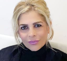 Headshot of Farinaz Khalilifard Licensed Marriage and Family Therapist