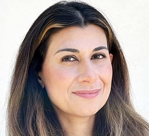 Headshot of Naghmeh Jirvand Licensed Marriage and Family Therapist